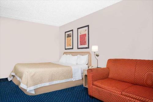 Hotel Norwood Inn & Suites La Crosse