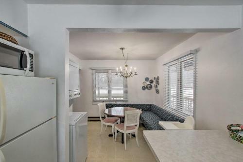 Charming Cottage Less Than 1 Mi To Sister Bay Beach!
