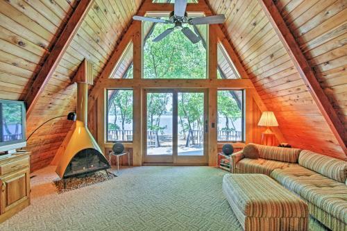 Lakefront Lake Pepin Cottage With Deck-steps To Beach