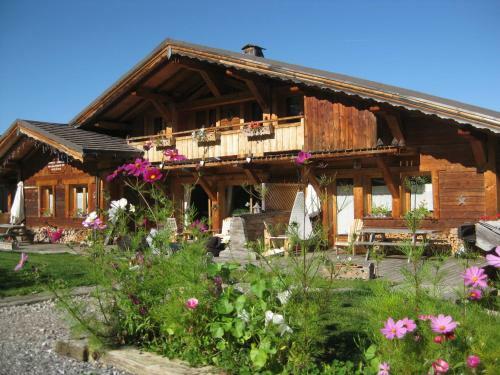 Aparthotel La Ferme Des Georgi�res
