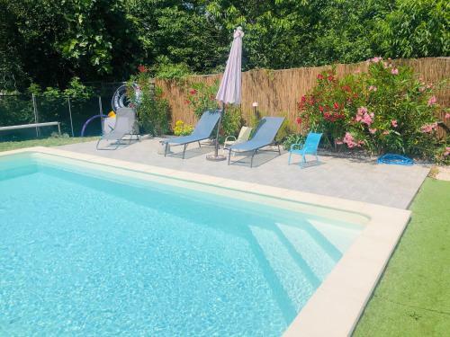 Hostal L?�glantine Studio