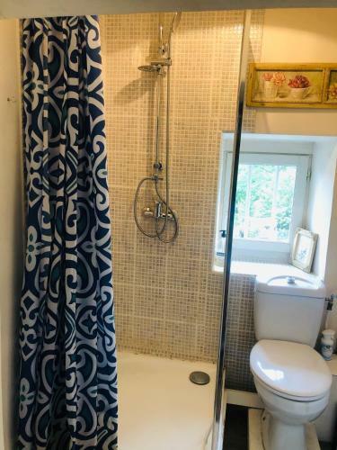 Hostal L?�glantine Studio