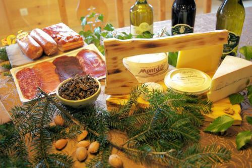 Hostal La Ferme De Ravieres