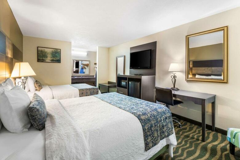 Hotel Knights Inn Cadiz