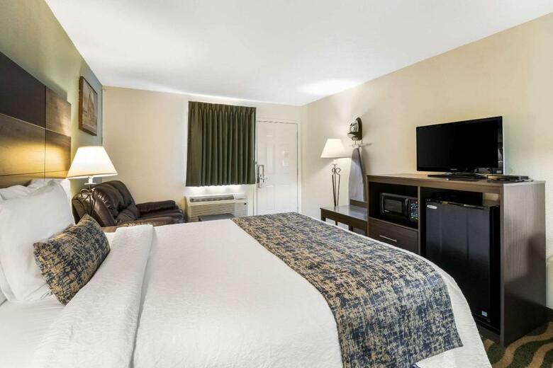 Hotel Knights Inn Cadiz