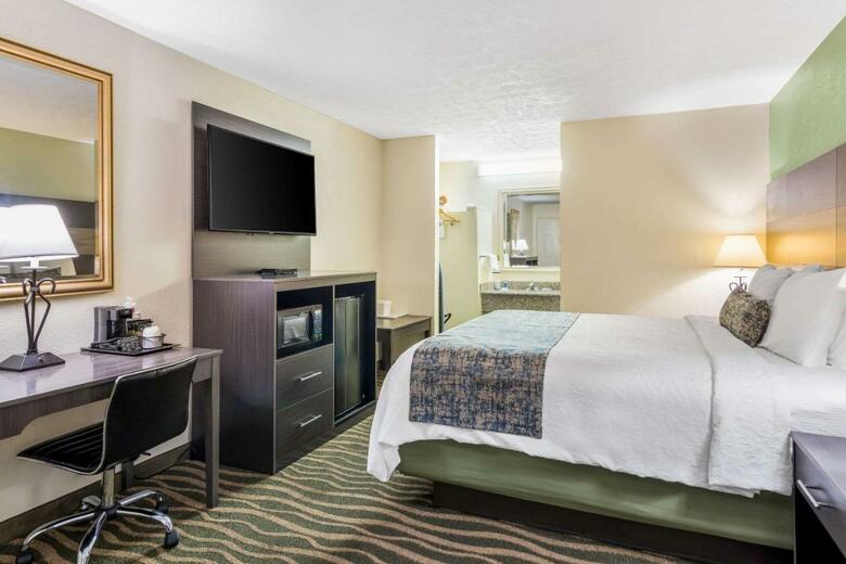 Hotel Knights Inn Cadiz