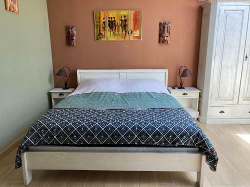 Hostal La Maison Des Alpilles