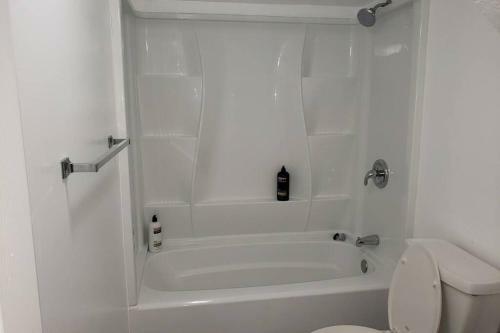 Apartamento Bright And Spacious 3 Bedroom Suite Near Mountains