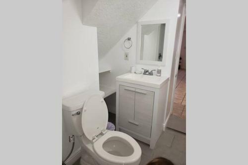 Apartamento Bright And Spacious 3 Bedroom Suite Near Mountains