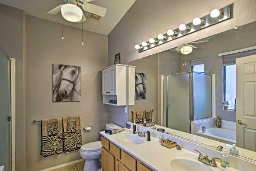 Charming Az Escape With Fire Pit, 1 Mi To Park!