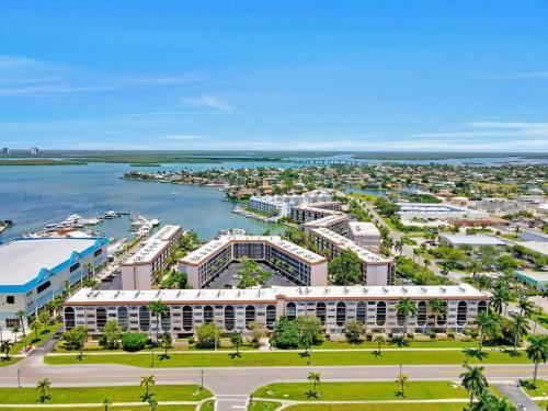 Apartamento Anglers Cove D-508