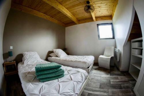 Le 327 East Lodge La Torche
