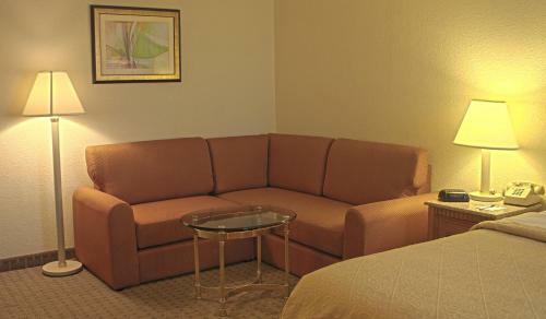 Hotel Quality Inn And Suites Indianapolis