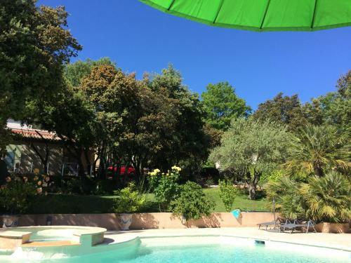 Bed & Breakfast Santolines En Provence