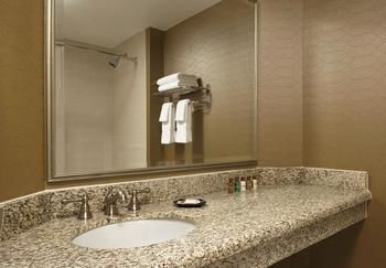Hotel Sheraton Suites Wilmington Downtown