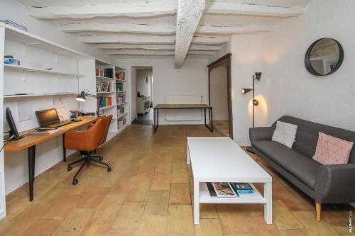 Villa Maison De Campagne - Piscine - Wifi - 520m2
