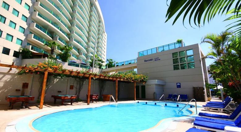 Hotel Barcel� Salinas
