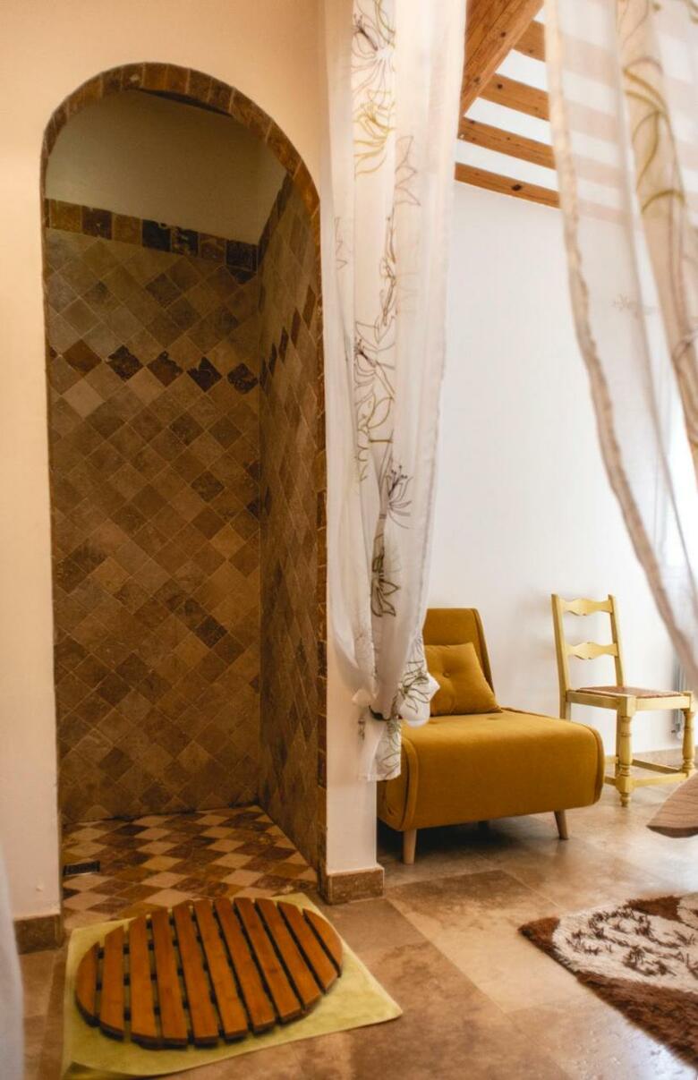 Bed & Breakfast Les Manaux En Provence