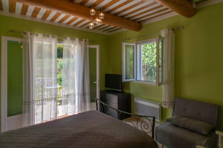 Bed & Breakfast Les Manaux En Provence