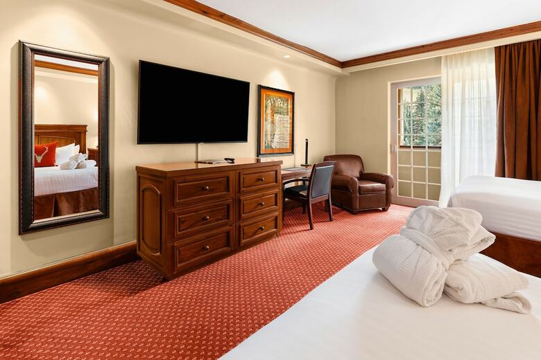 Hotel Tivoli Lodge
