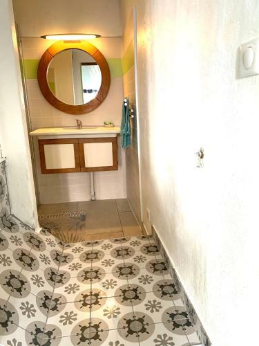 Ruoms Petite Maison 3* Centre-village
