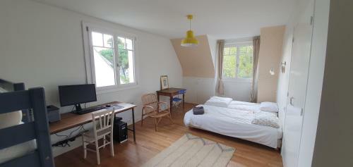 Belle Maison Acc�s Plage � Pied � La Garde St Cast