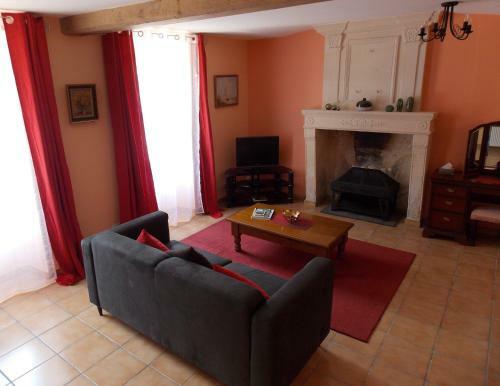 Hostal Chez Jousseaume Chambre D'h�tes Et Gites