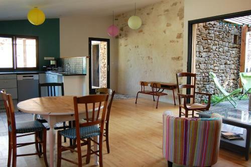 Bed & Breakfast Chambre D'h�te Et G�te De Cantagrel