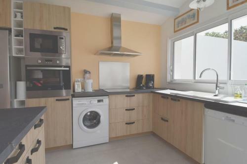 Villa R�cente Beaucoup De Charme Et Piscine