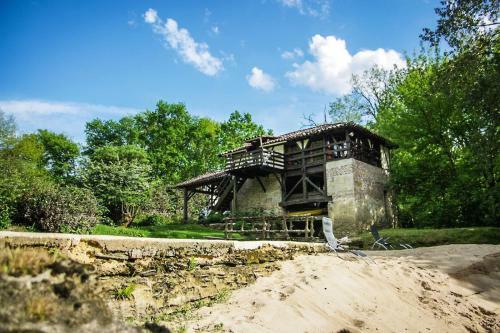 Moulin De Saint Cricq