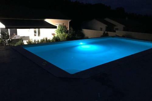 Maison Piscine Priv�e Vall�e Ch�teaux Dordogne