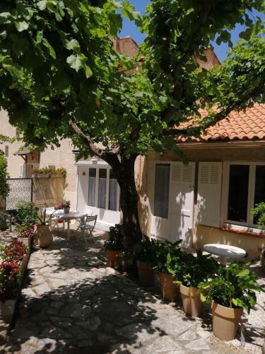 Villa T4 � 100m De La Plage