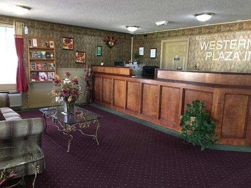 Motel Western Plaza Inn
