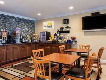 Hotel Days Inn And Suites Antioch