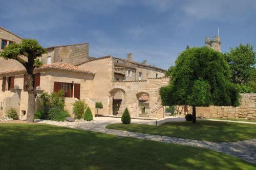 Hotel Au Logis Des Remparts