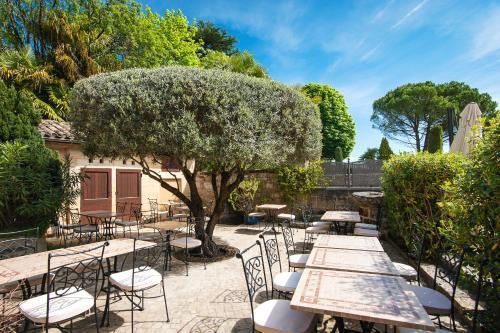 Hotel Au Logis Des Remparts