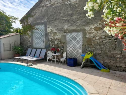 Le G�te De Sainte Vali�re Piscine Et Spa