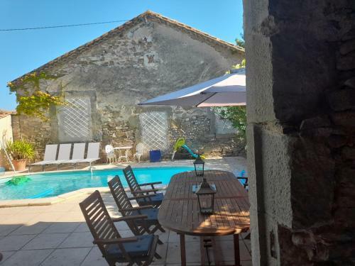 Le G�te De Sainte Vali�re Piscine Et Spa
