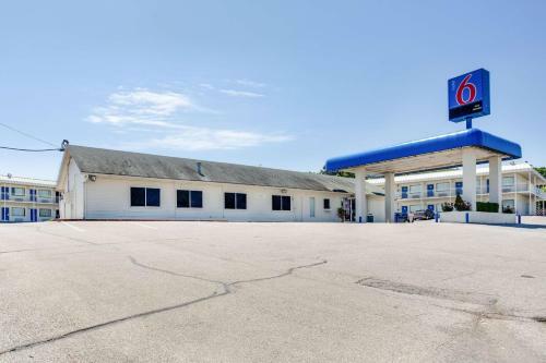 Motel 6 Fayetteville