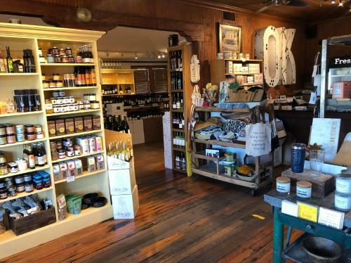 Sonoma's Best Guest Cottages