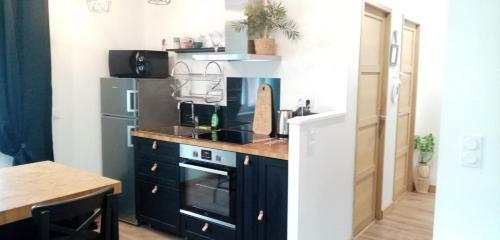 Apartamento Doux Et Chaleureux T2 Avec Balcon Et Parking.
