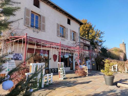 G�te Saint-haon-le-ch�tel, 4 Pi�ces, 10 Personnes - Fr-1-496-252