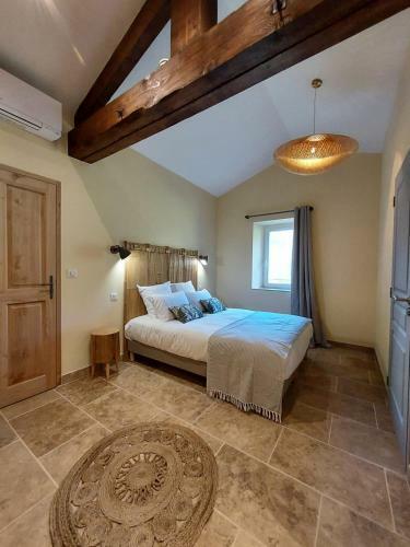 Hostal Les Jardins De Falgui�re
