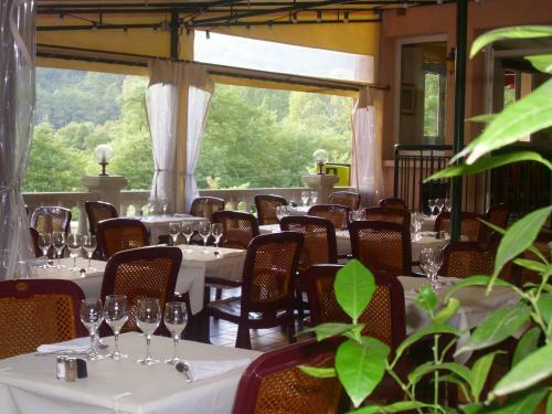 Hotel Logis La Corniche Des Cevennes