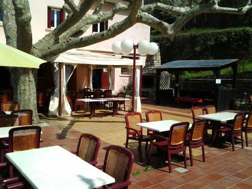 Hotel Logis La Corniche Des Cevennes