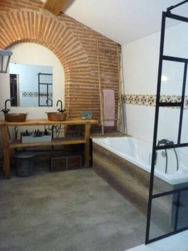 Villa La Cave 1874 , Logement Atypique