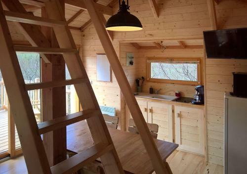 Hostal Roulottes Au Pied Du Vercors