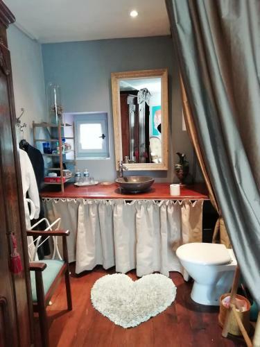 Hostal Avenue Du Ch�teau