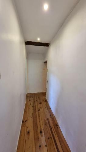 4 Bedroom Holiday Home With Private Pool And Garden