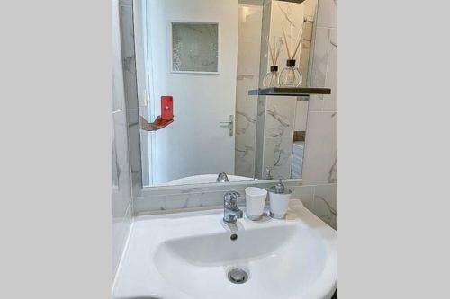 Apartamento Residence Nice - Plage Jolie Studio En Bord De Mer